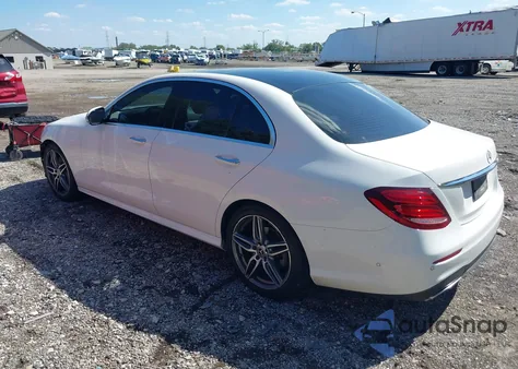 2020 Mercedes-Benz E 350 4Matic z USA, uszkodzony, nr VIN W1KZF8EB5LA814082